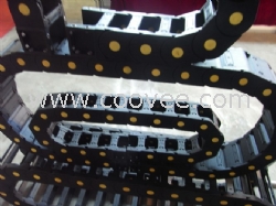 供應(yīng)塑料穿線拖鏈、尼龍穿線鏈條