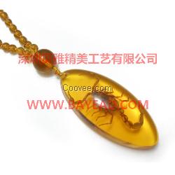 毛衣鏈 昆蟲琥珀飾品長期生產供應深圳